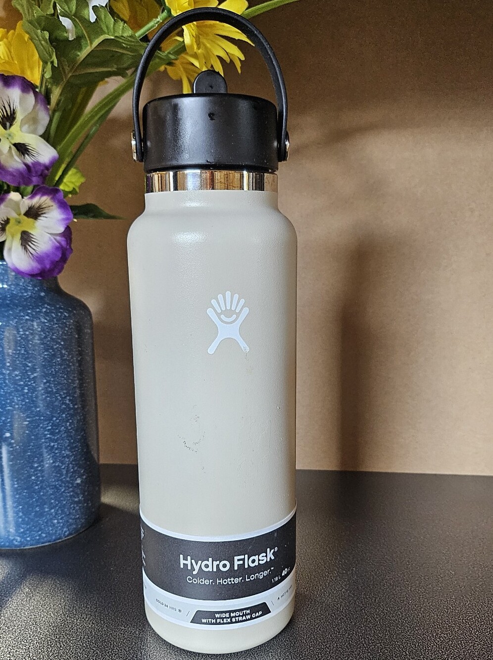 Hydro Flask Water Bottle 40oz